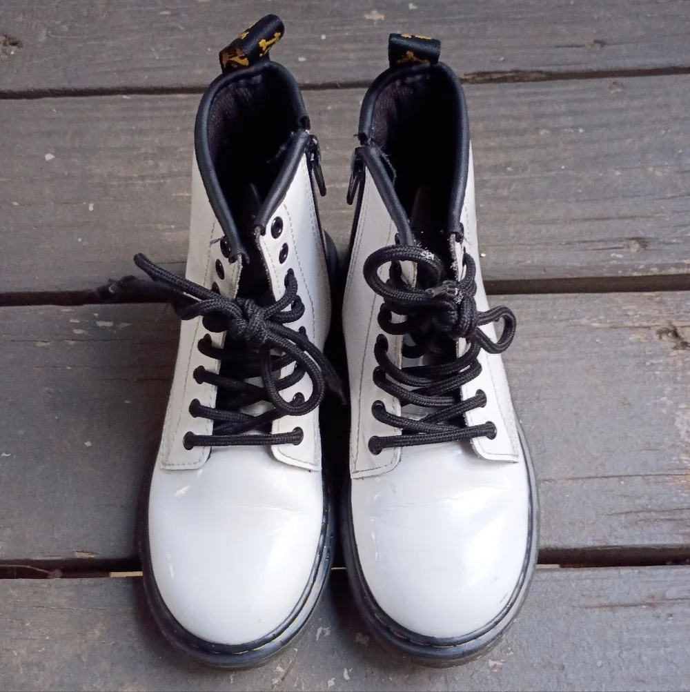 Dr. Martens White Lace-Up Zip Combat Boots Patent Leather Yellow Stitch Girls 1